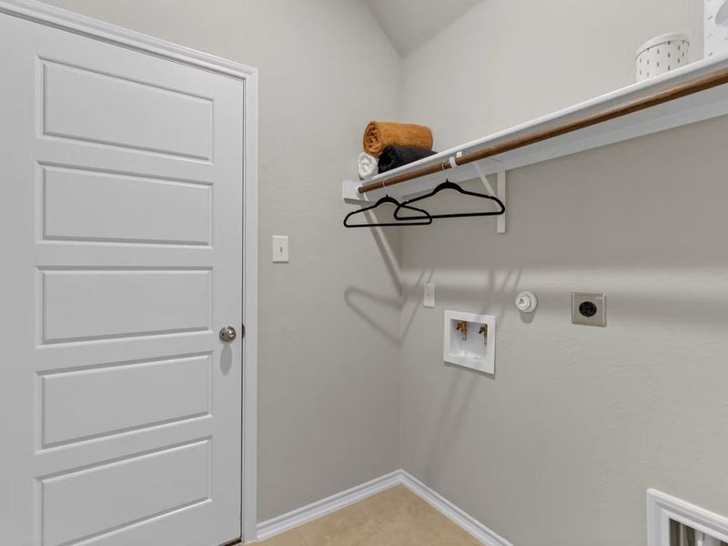 Spacious, unfurnished interior of a new home in Heartland, Heartland (Image 19). Spacious, unfurnished interior of a new home in Heartland, Heartland (Image 19).