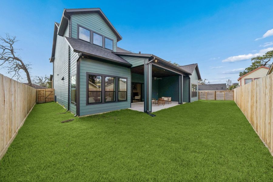 The covered back porch is 27x14 ft. Yes there is room for a small pool. The covered back porch is 27x14 ft. Yes there is room for a small pool.