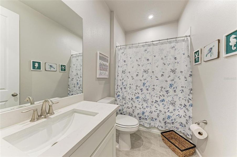 Furnished interior view inside a new home in , Venice (Image 17).