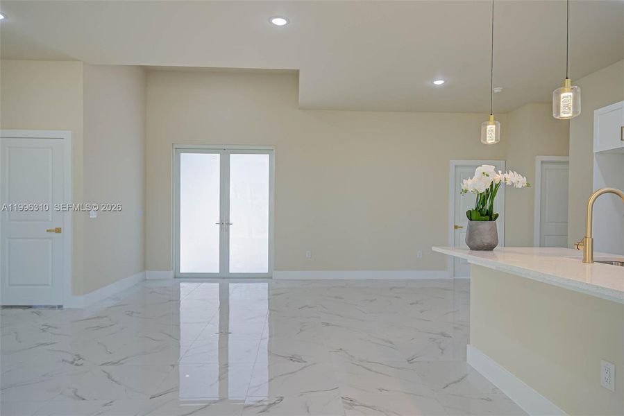 Spacious, unfurnished interior of a new home in , Lehigh Acres (Image 15).