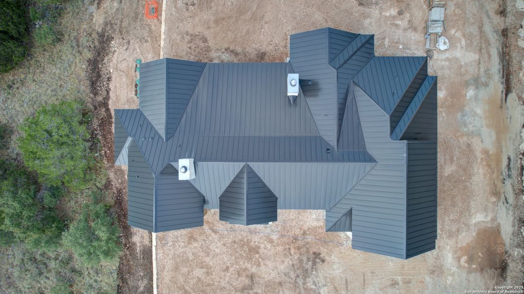 Image 28 of a home in . Image 28 of a home in .