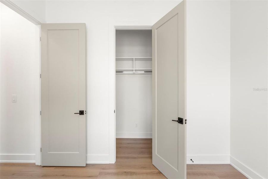 Spacious, unfurnished interior of a new home in , St. Petersburg (Image 20).