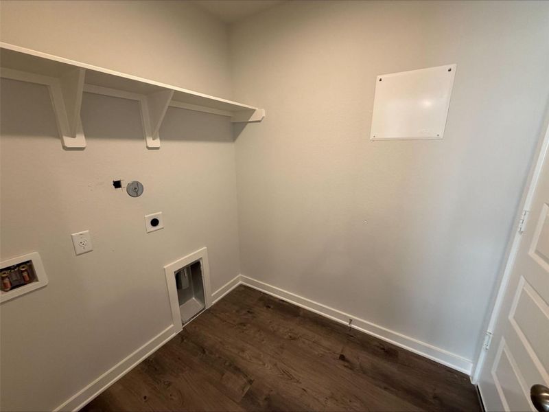 Spacious, unfurnished interior of a new home in Rockbridge East, Huntsville (Image 6).