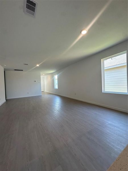*Not actual home, pictures representative of same floor plan*