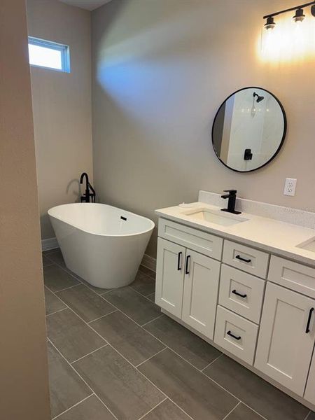 Furnished interior view inside a new home in , Ocala (Image 4).