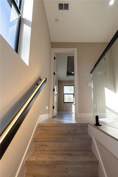 Image 51 of a home in .