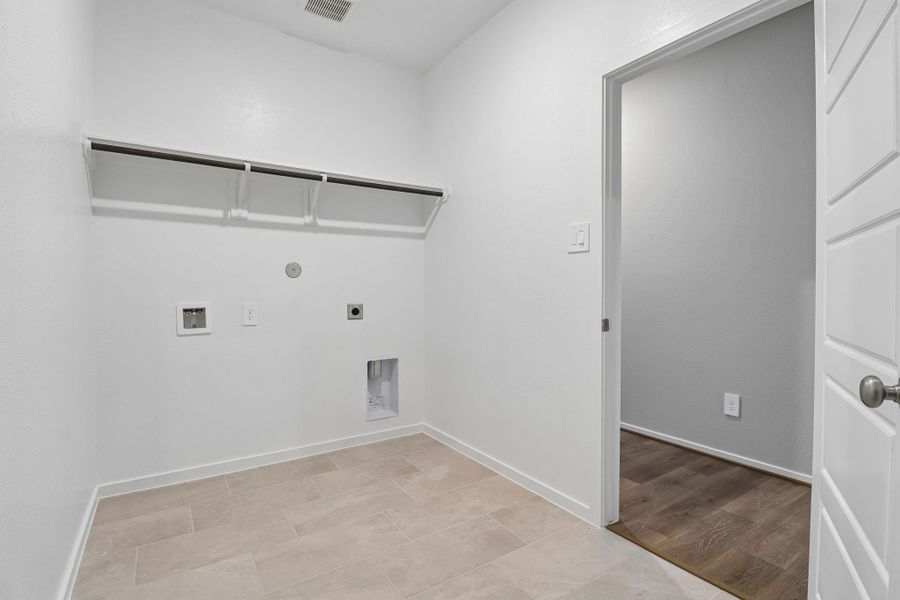 Spacious, unfurnished interior of a new home in Riviera Pines - Classic Series, Huffman (Image 20). Spacious, unfurnished interior of a new home in Riviera Pines - Classic Series, Huffman (Image 20).