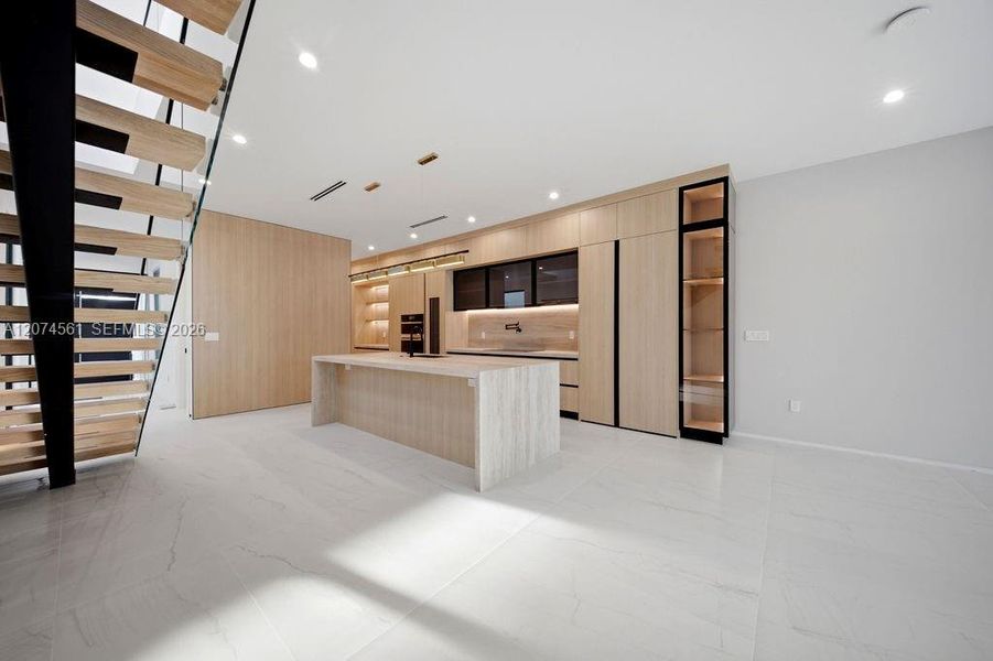 Furnished interior view inside a new home in , Fort Lauderdale (Image 16).