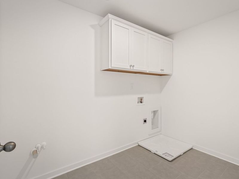 Spacious, unfurnished interior of a new home in Benders Cove, Mount Juliet (Image 49).