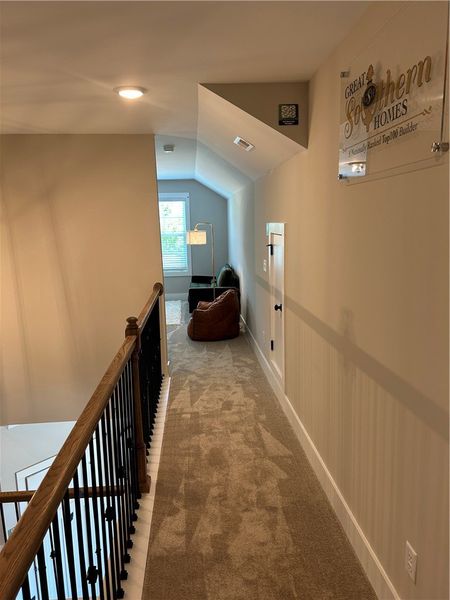 Image 39 of a home in Edwards Ridge.