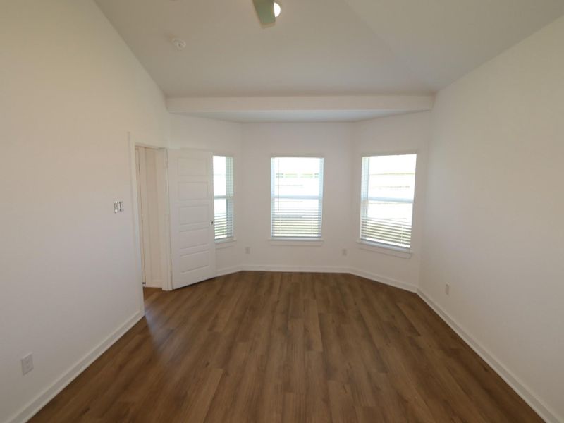 Spacious, unfurnished interior of a new home in Miller's Pond, Rosenberg (Image 21). Spacious, unfurnished interior of a new home in Miller's Pond, Rosenberg (Image 21).