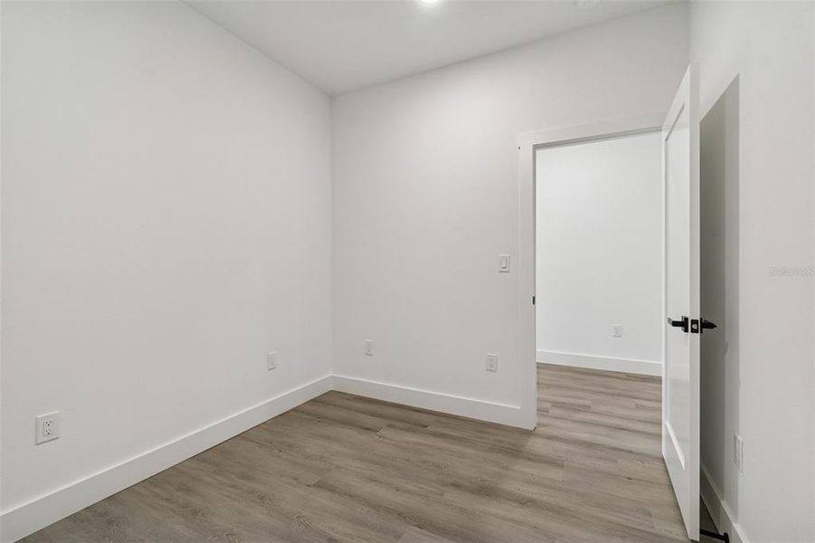 Spacious, unfurnished interior of a new home in , Pinellas Park (Image 40).