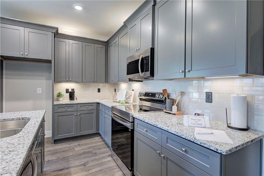 Furnished interior view inside a new home in , Cartersville (Image 9).