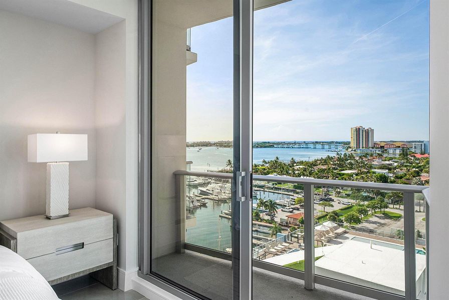 028-220LakeShoreDrive-1107-LakePark-FL-3 028-220LakeShoreDrive-1107-LakePark-FL-3