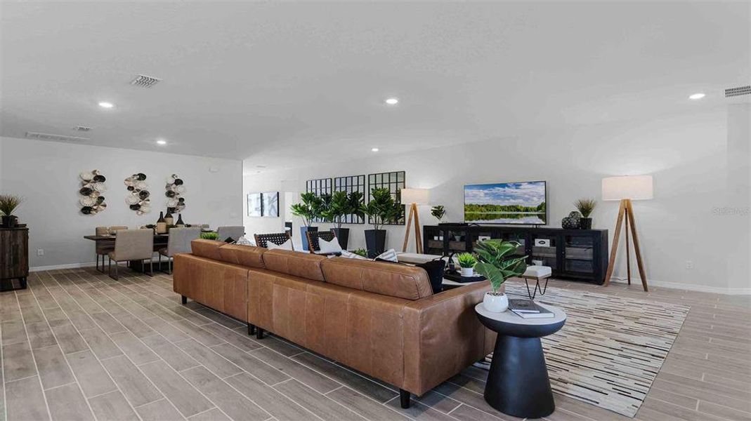 Furnished interior view inside a new home in Wynwood, Ocoee (Image 25). Furnished interior view inside a new home in Wynwood, Ocoee (Image 25).