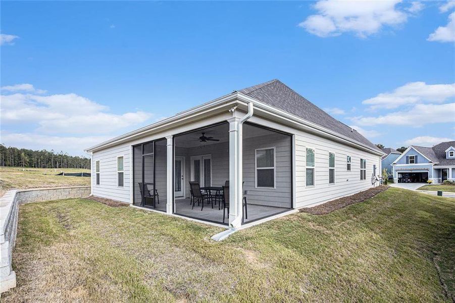 Exterior details and patio area of a home in , Villa Rica (Image 4).