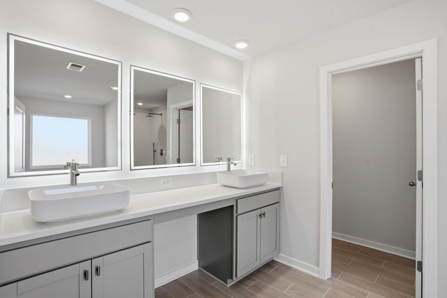 2,860sf New Home in McDonough, GA.  - Slide 10