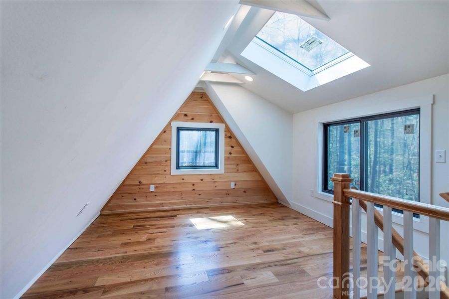 Spacious, unfurnished interior of a new home in , Brevard (Image 7).