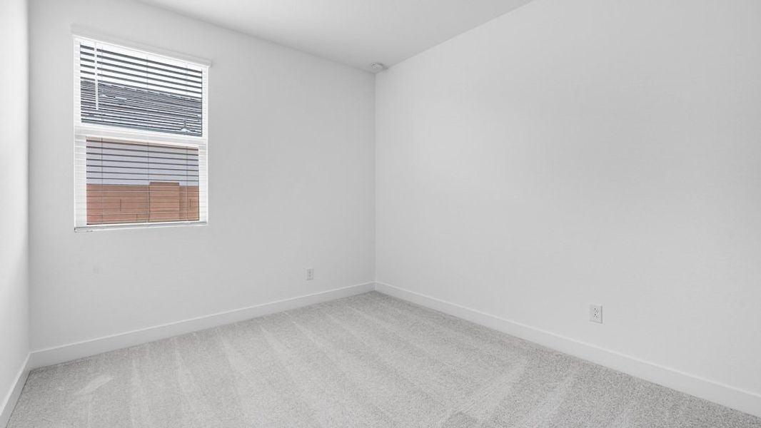 Spacious, unfurnished interior of a new home in Combs Ranch, San Tan Valley (Image 27).