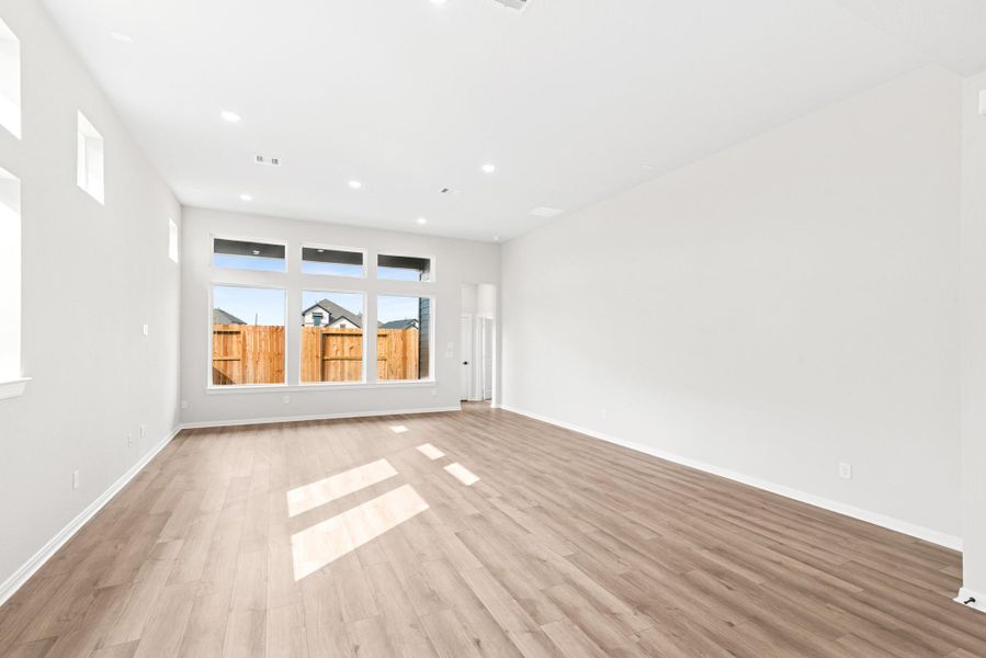 Spacious, unfurnished interior of a new home in Jubilee, Hockley (Image 23).