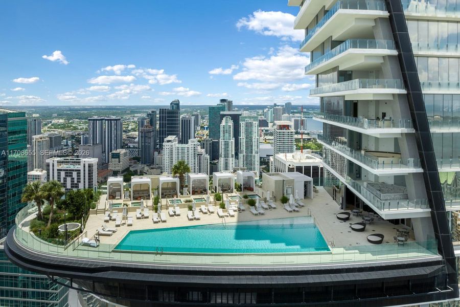 Condo located in Miami, FL showcasing its design and architecture (Image 42). Condo located in Miami, FL showcasing its design and architecture (Image 42).