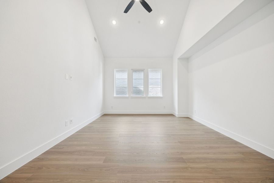 Spacious, unfurnished interior of a new home in Newman Village Townhomes, Frisco (Image 19).