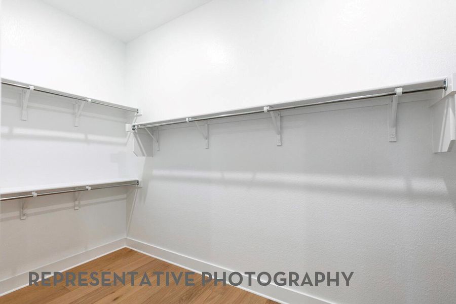 Spacious, unfurnished interior of a new home in Santa Rita Ranch, Liberty Hill (Image 20).