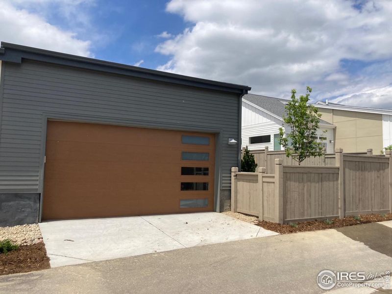 2-Car Garage on alley