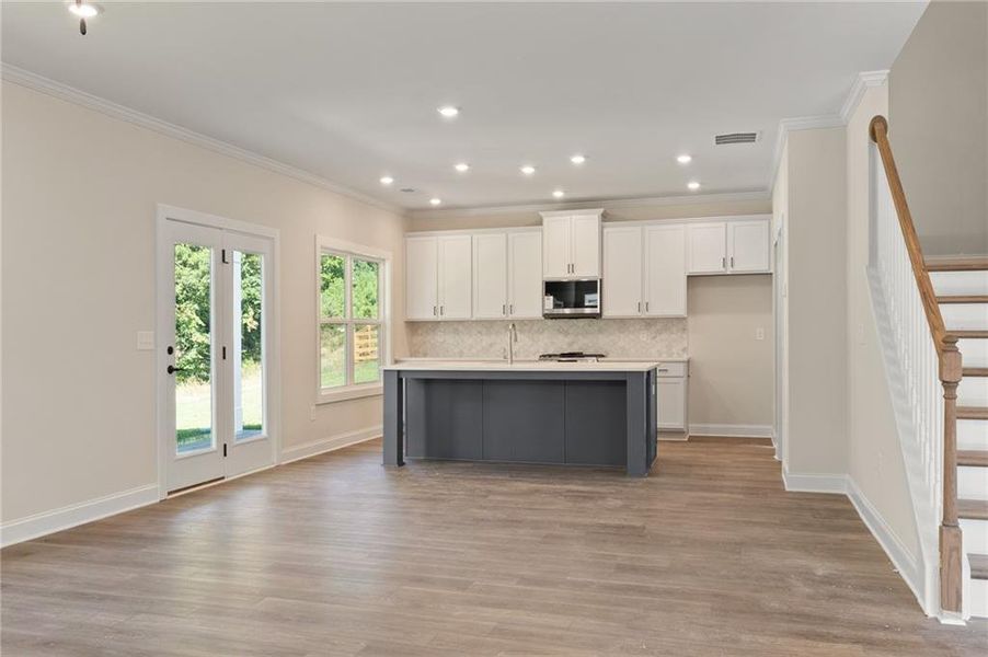 Furnished interior view inside a new home in , Dallas (Image 13).