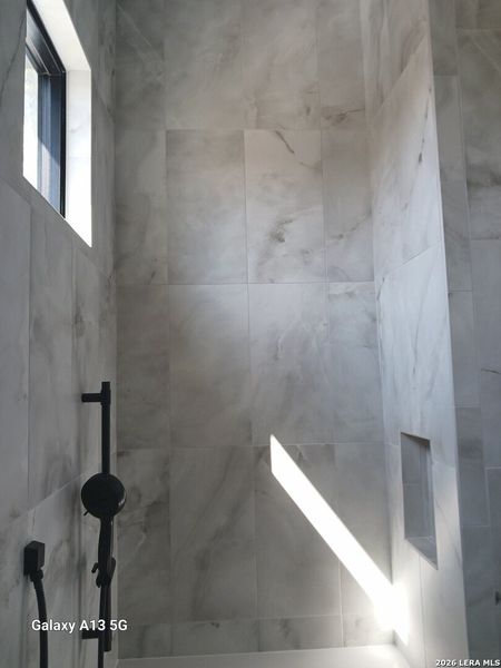 Close-up of interior finishes inside a home in , Canyon Lake (Image 17).