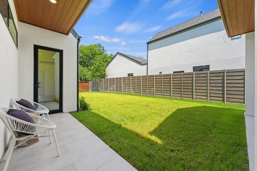 Exterior details and patio area of a home in , Dallas (Image 26).