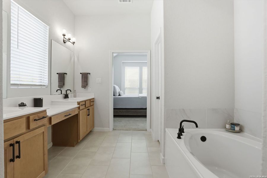 Furnished interior view inside a new home in Davis Ranch, San Antonio (Image 20).