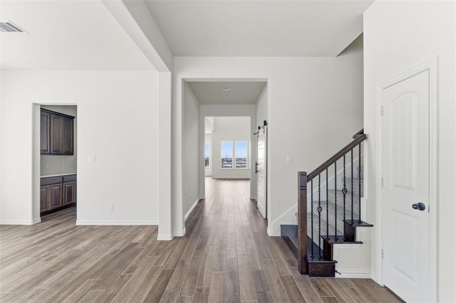 Spacious, unfurnished interior of a new home in Fairview Meadows, New Fairview (Image 13).