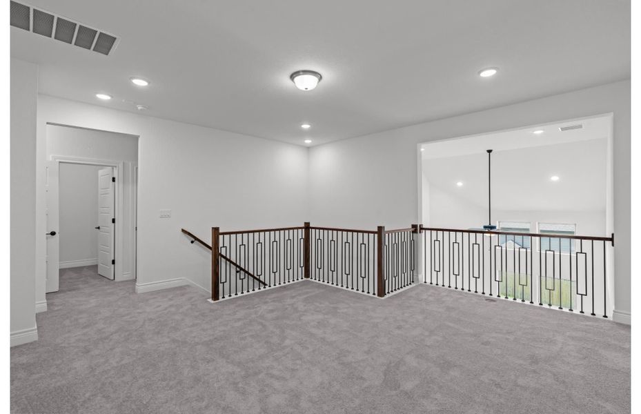 Upstairs Loft Upstairs Loft