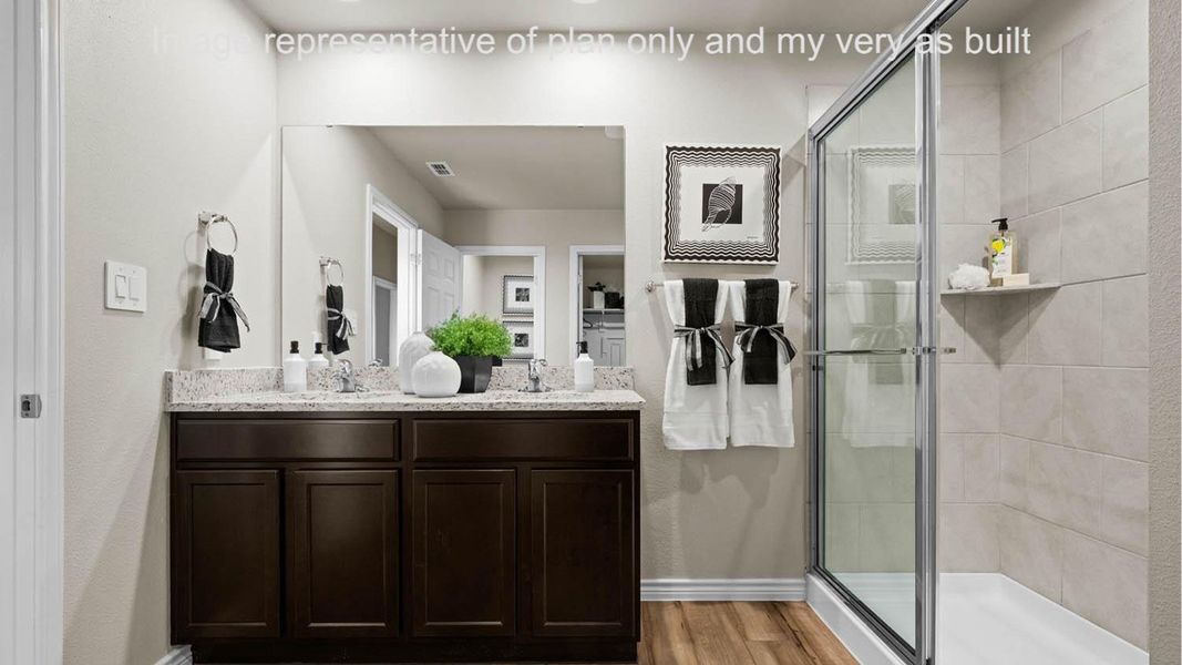 Furnished interior view inside a new home in Saratoga Crossing, Corpus Christi (Image 12).