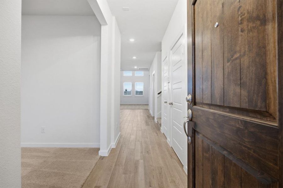 Spacious, unfurnished interior of a new home in , Iowa Colony (Image 14).