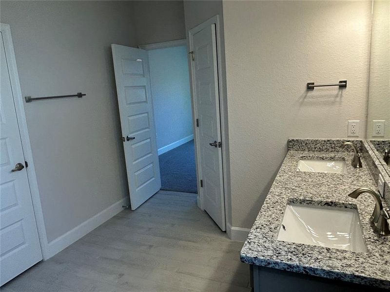 Master Bathroom Master Bathroom