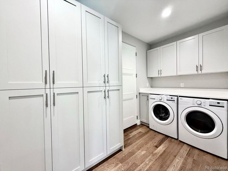 Plenty of Storage, Washer and Dryer Included. Plenty of Storage, Washer and Dryer Included.