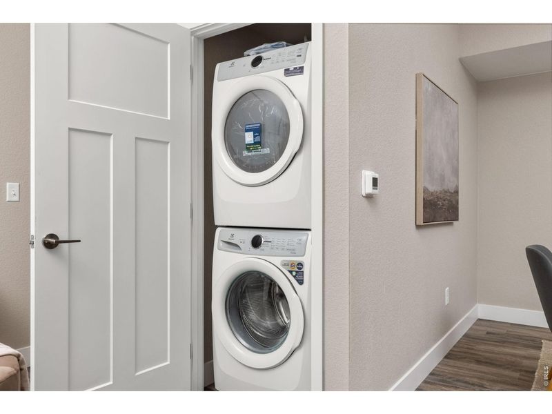 Furnished interior view inside a new home in , Lafayette (Image 13).
