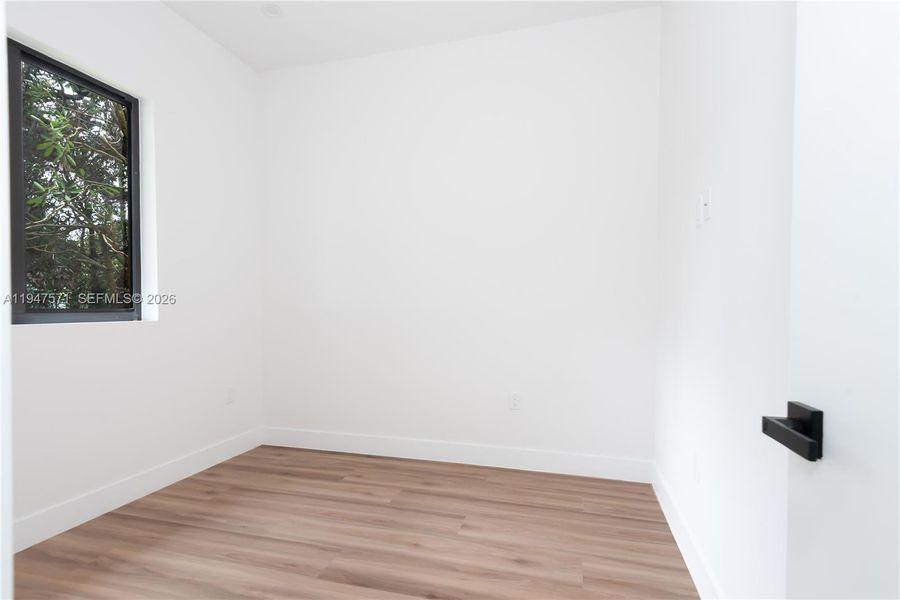Spacious, unfurnished interior of a new home in , Miami (Image 17).