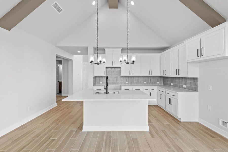 Representative image. Features, specifications, selections and colors may vary. Representative image. Features, specifications, selections and colors may vary.