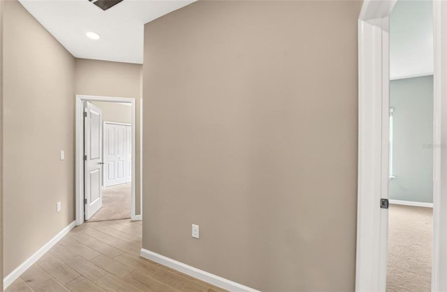 Spacious, unfurnished interior of a new home in , Alachua (Image 41). Spacious, unfurnished interior of a new home in , Alachua (Image 41).