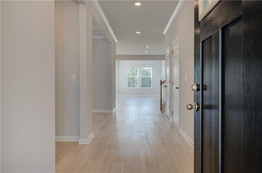 Spacious, unfurnished interior of a new home in Cooper Park, McDonough (Image 26).