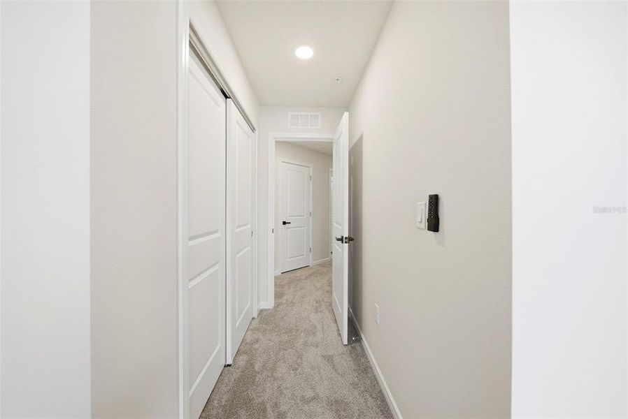 Spacious, unfurnished interior of a new home in , Winter Park (Image 21).