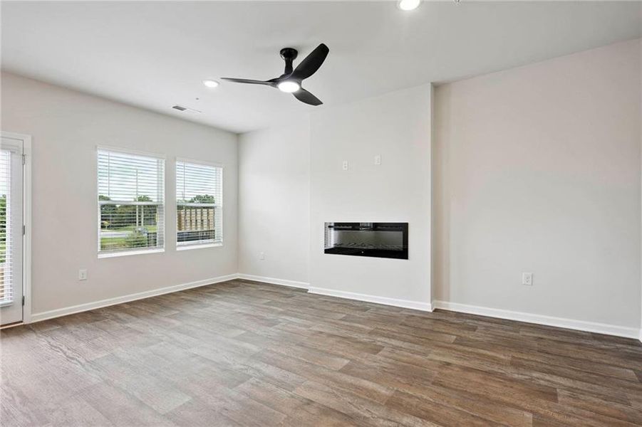 Spacious, unfurnished interior of a new home in The Enclave Townhomes, Hampton (Image 18).