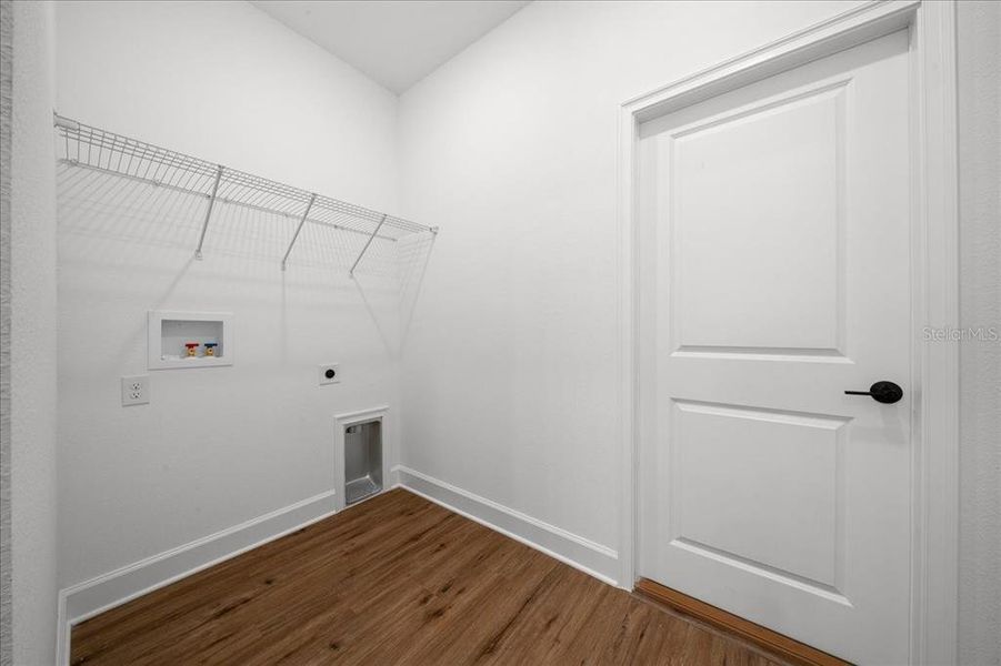 Spacious, unfurnished interior of a new home in , Weeki Wachee (Image 57). Spacious, unfurnished interior of a new home in , Weeki Wachee (Image 57).