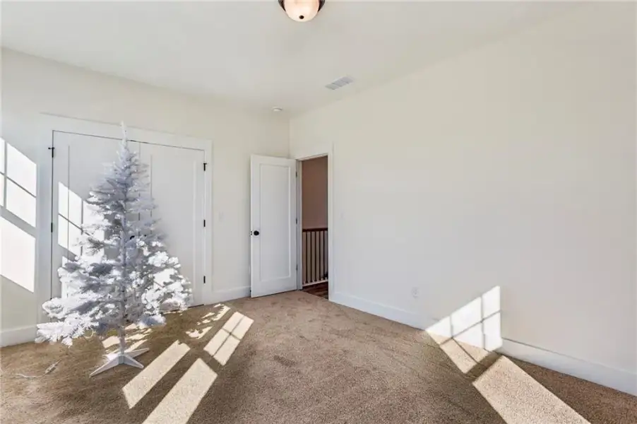 Spacious, unfurnished interior of a new home in , Atlanta (Image 14). Spacious, unfurnished interior of a new home in , Atlanta (Image 14).