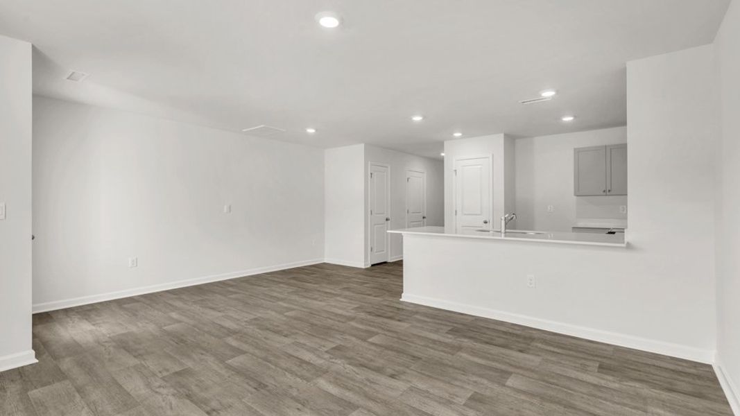 Spacious, unfurnished interior of a new home in The Townes at Wilson's Ridge, Smithfield (Image 19).