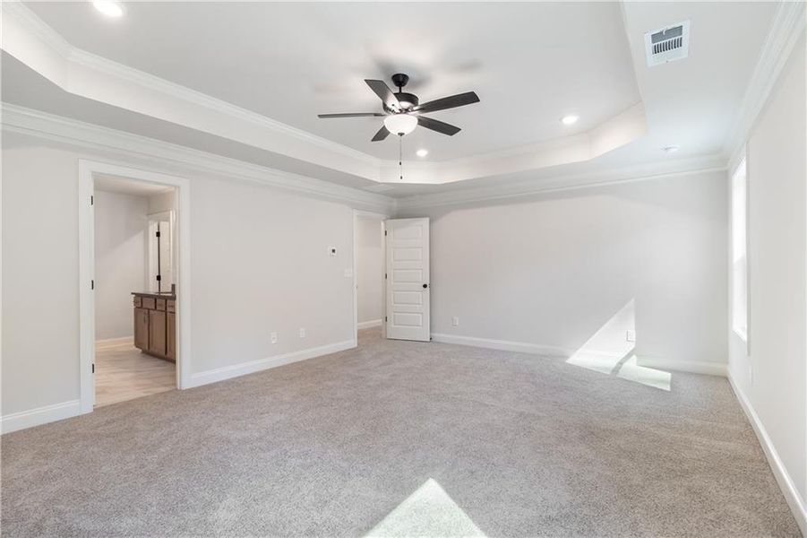Spacious, unfurnished interior of a new home in Red Oak Ridge, Loganville (Image 22).
