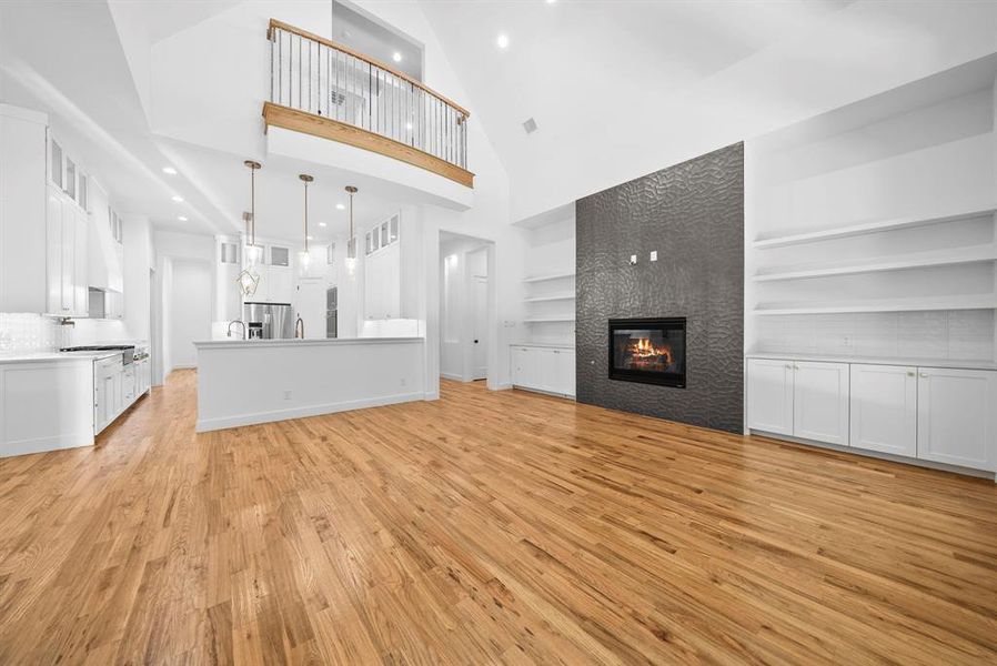 Spacious, unfurnished interior of a new home in , Cedar Hill (Image 27).